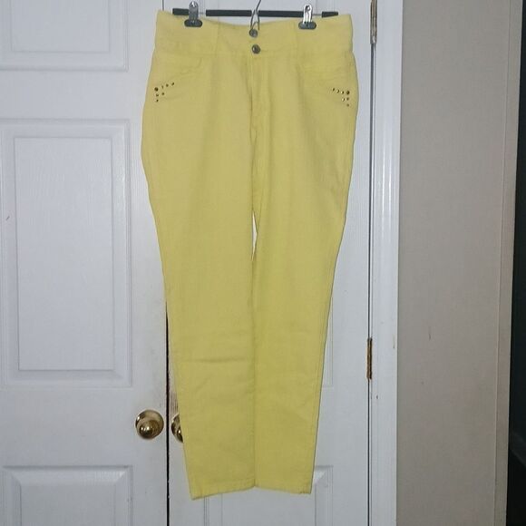 Verox yellow skinny jeans  Sz 16 EUC  these run small see measurements 33W - Picture 1 of 9